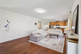 818 Hilliary Ln, Aurora, OH 44202 - Photo 13