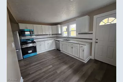 2294 E 100th Street, Loveland, OH 44106 - Photo 7