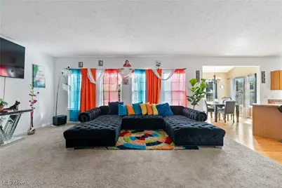 1614 Bellview Street NE, Canton, OH 44721 - Photo 9