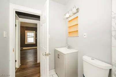 13409 Glendale Avenue, Loveland, OH 44105 - Photo 11