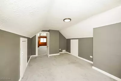 13409 Glendale Avenue, Loveland, OH 44105 - Photo 9