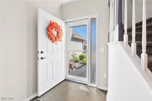 133 Ambleside Way, Amherst, OH 44001 - Photo 5