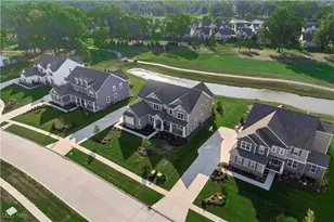 620 Congressional Ln, Avon Lake, OH 44012 - Photo 3