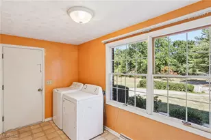 1276 Linwood Ave SW, North Canton, OH 44720 - Photo 37