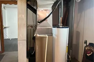 395 W Clark St, East Palestine, OH 44413 - Photo 23