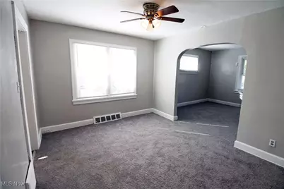 9710 Nelson Avenue, Loveland, OH 44105 - Photo 5