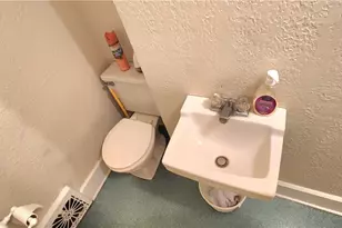 833 Market St, Zanesville, OH 43701 - Photo 19