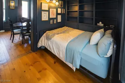 2128 W 29th Street, Loveland, OH 44113 - Photo 7