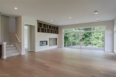 20 Hamlet Court, Bratenahl, OH 44108 - Photo 3