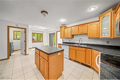 5249 Century Bay Avenue, Ashtabula, OH 44004 - Photo 15