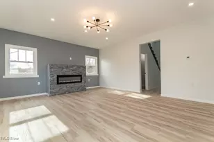 1006 Robinhood Ave, Painesville Twp, OH 44077 - Photo 7