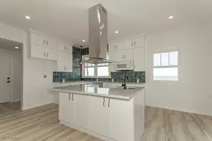 1006 Robinhood Ave, Painesville Twp, OH 44077 - Photo 9