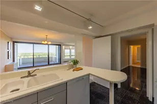 1 Bratenahl Pl, Bratenahl, OH 44108 - Photo 21