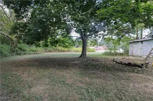 5256 Center Rd, Lowellville, OH 44436 - Photo 41