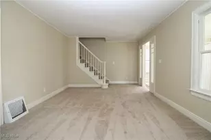 5256 Center Rd, Lowellville, OH 44436 - Photo 5