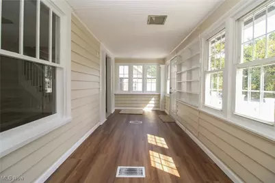 5256 Center Road, Lowellville, OH 44436 - Photo 3