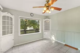 375 Hillside Rd, Green Hills, OH 44131 - Photo 7