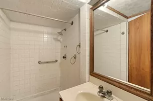 375 Hillside Rd, Green Hills, OH 44131 - Photo 13