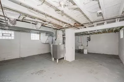 788 Saxon Avenue, Akron, OH 44314 - Photo 17