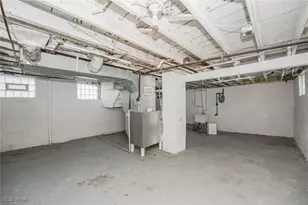 788 Saxon Ave, Akron, OH 44314 - Photo 17