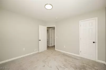 1115 Colonial Boulevard NE, Canton, OH 44714 - Photo 13