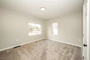 1115 Colonial Blvd NE, Canton, OH 44714 - Photo 7