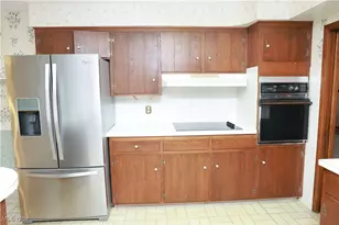 311 Goodhue Dr, Akron, OH 44313 - Photo 11