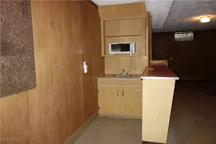 311 Goodhue Dr, Akron, OH 44313 - Photo 23