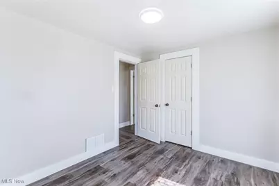 804 S Belle Vista Avenue, Youngstown, OH 44509 - Photo 11