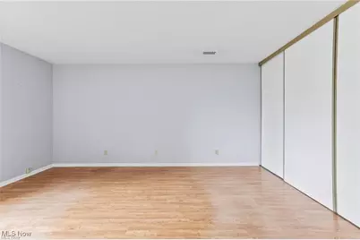 6270 Greenwood #402, Northfield, OH 44067 - Photo 9