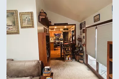 70540 Colerain Rd, Bridgeport, OH 43912 - Photo 7