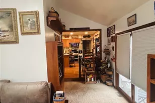 70540 Colerain Rd, Bridgeport, OH 43912 - Photo 7