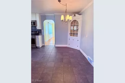 737 Sunset Dr, Lisbon, OH 44432 - Photo 7