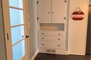 737 Sunset Dr, Lisbon, OH 44432 - Photo 9