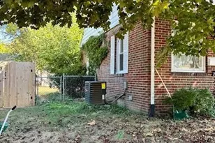 2237 40th St NW, Canton, OH 44709 - Photo 3