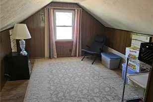 174 E 200th St, Euclid, OH 44119 - Photo 27