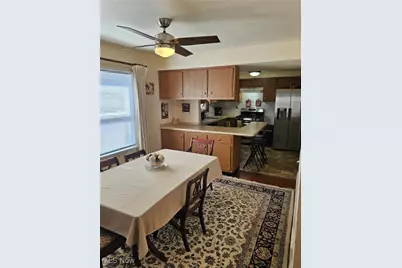 174 E 200th Street, Euclid, OH 44119 - Photo 11