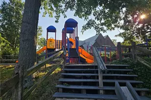 174 E 200th St, Euclid, OH 44119 - Photo 37