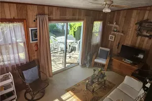 174 E 200th St, Euclid, OH 44119 - Photo 17