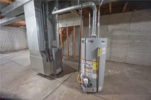 247 Reed Ave, Campbell, OH 44405 - Photo 23