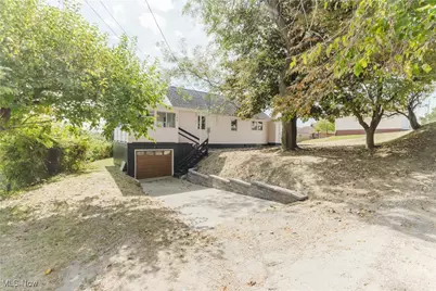 104 Plum Street, Weirton, WV 26062 - Photo 1