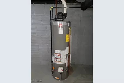 687 Moreley Avenue, Akron, OH 44320 - Photo 29