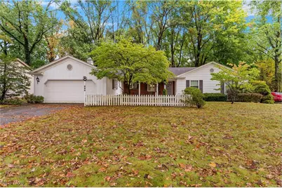 990 Westport Drive, Youngstown, OH 44511 - Photo 1