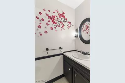 990 Westport Drive, Youngstown, OH 44511 - Photo 21