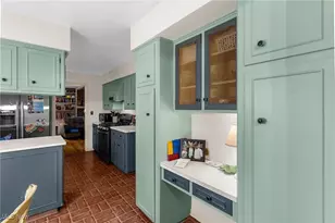 990 Westport Dr, Youngstown, OH 44511 - Photo 7