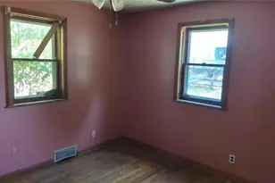 1379 Ottawa Ave, Akron, OH 44301 - Photo 7