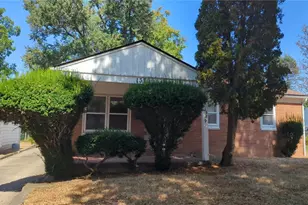 1379 Ottawa Ave, Akron, OH 44301 - Photo 1