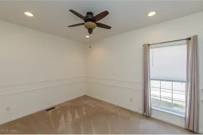 4887 Meadow Lark Drive, Lorain, OH 44053 - Photo 37