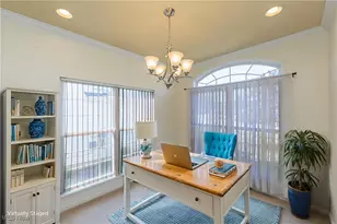 4887 Meadow Lark Dr, Lorain, OH 44053 - Photo 9