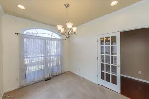 4887 Meadow Lark Dr, Lorain, OH 44053 - Photo 7